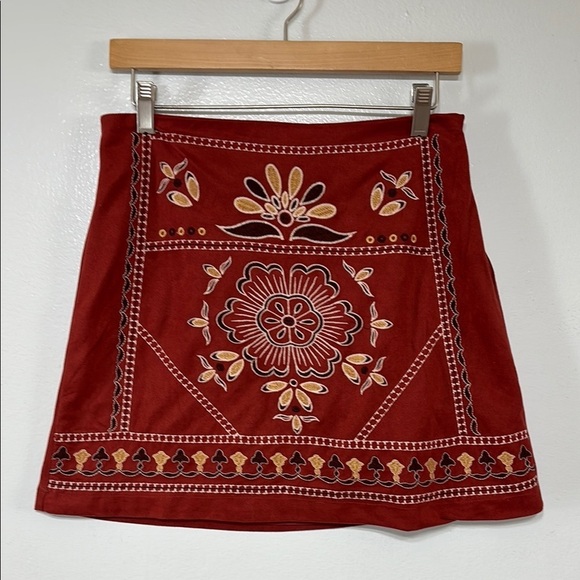 Miami Boho Embroidered Rust Red Faux Suede Mini Skirt Size M - Picture 1 of 8